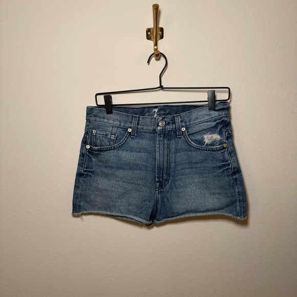 7 for all Mankind Jean Shorts Women's Size 27 Blue Medium Wash Cutoff Festival - Picture 1 of 4